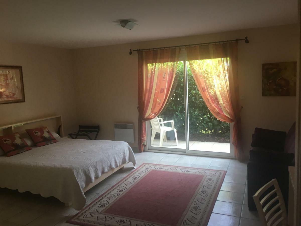 Varetz Chambres D'Hotes La Coloniale מראה חיצוני תמונה
