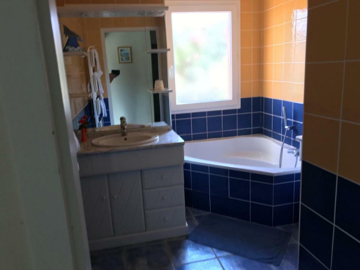 Varetz Chambres D'Hotes La Coloniale מראה חיצוני תמונה